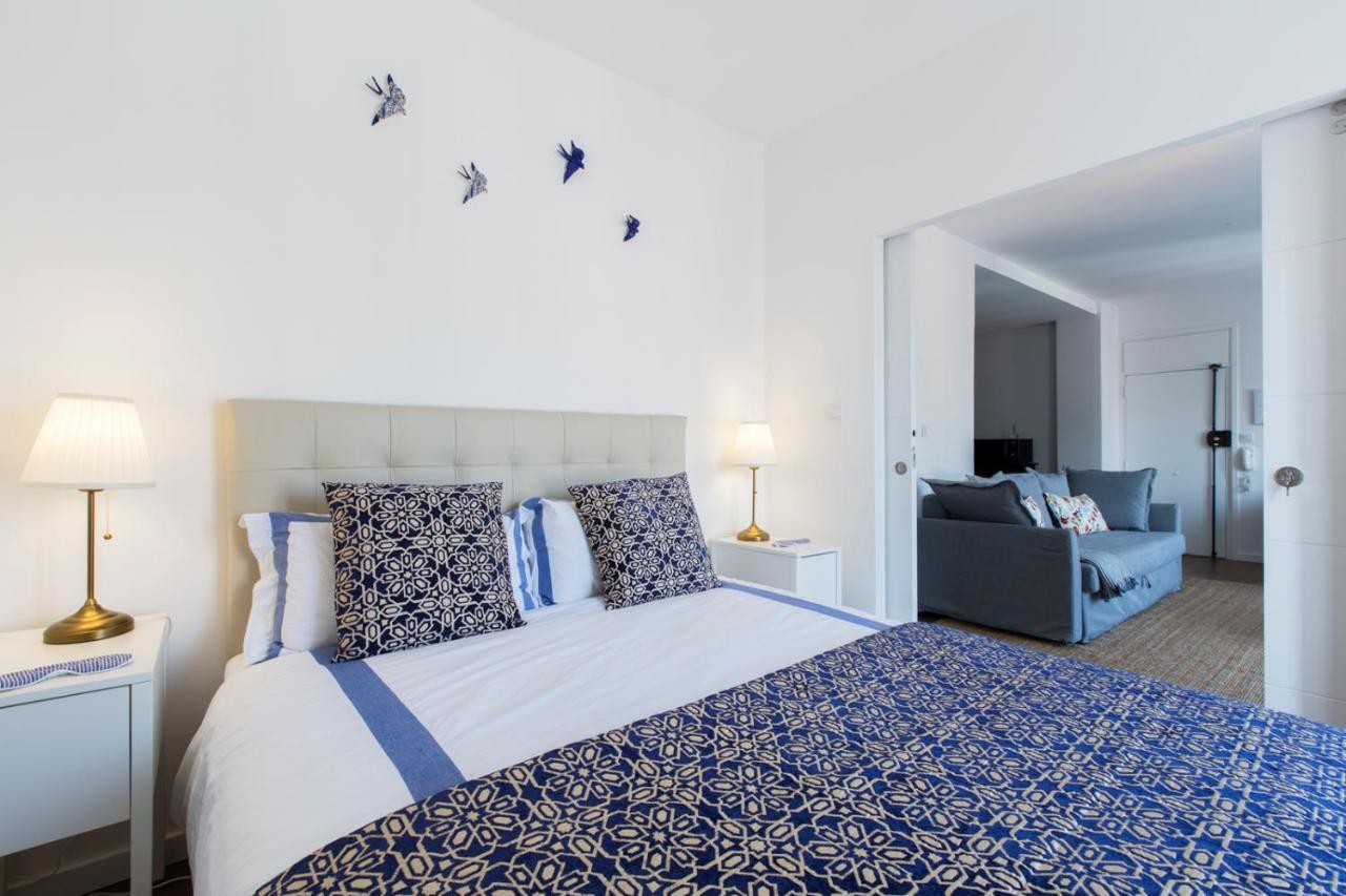Amazing Downtown Apt With Small Balcony With View Over The Castle Lisboa Exterior foto